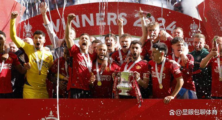 英格兰球队冠军数更新，利物浦47冠居首，曼联44冠排第2，第3令人意外